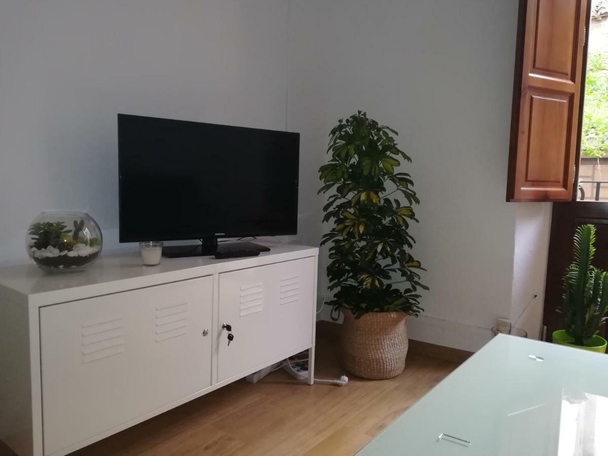 Nice Apartment In The Center Of Granada Eksteriør bilde
